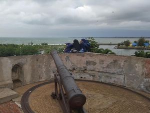 Potret Benteng Cantik Nan Mistis di Bengkulu