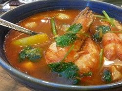 Tak Perlu ke Restoran, Buat Saja 6 Sajian Populer Thailand Ini di Rumah