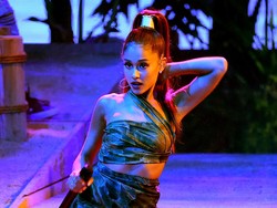 Reaksi Ariana Grande Saksikan Video Lip Sync Mariah Carey