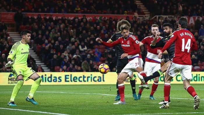 Lengah Menjaga Costa, Boro pun Kalah