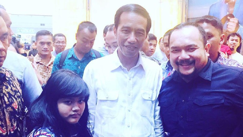 Cerita Pengacara Buni Yani Foto Bareng Jokowi di PIM