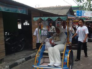 Kesan Naik Bentor di Pulau Tidung: Anies Keasyikan, Istri Takut Jatuh