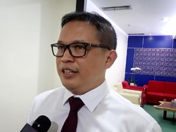 Ini Akibatnya Kalau Masyarakat Tarik Uang Ramai-ramai dari Bank