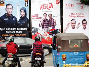 Baliho Kampanye Cagub-Cawagub DKI Hiasi Ibu Kota