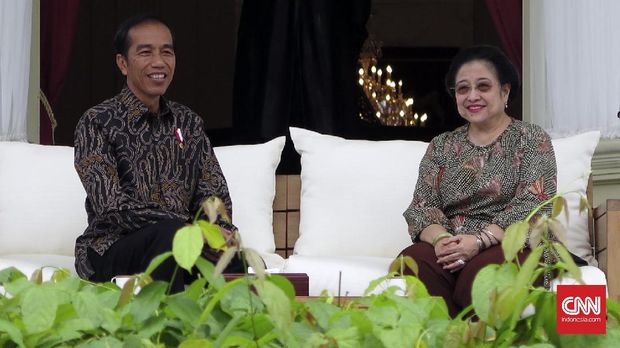 Presiden Jokowi dan Ketua Umum PDIP Megawati Soekarnoputri, di Istana Merdeka, Jakarta, beberapa waktu lalu.