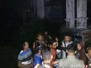 Bangunan Angker Rumah Hantu Darmo Juga Dirazia Satpol, Ada Apa?