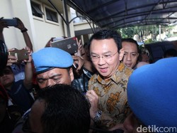 Perjalanan Ahok Diperiksa Jadi Tersangka: Doa Mama hingga 14 Ahli Andalan