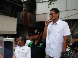 Ajak Ahli Hukum, Sandiaga Terima Keluhan Warga Pademangan Soal Penggusuran