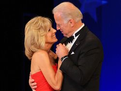 8 Fakta Menarik Jill Biden, Istri Joe Biden, Calon Ibu Negara AS