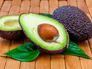 Amankah Biji Alpukat Dikonsumsi?