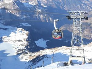 Satu Kata untuk Pemandangan Mount Titlis di Swiss: Indah!