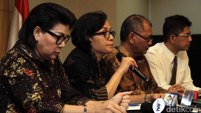 MENGGEMPARKAN ISI SURAT MENTERI KEUANGAN SRI MULYANI UNTUK SELURUH JAJARAN PNS,BEGINI ISI SURATNYA SEMOGA KITA SELALU BERLAPANG DADA AMIIINNNNN: