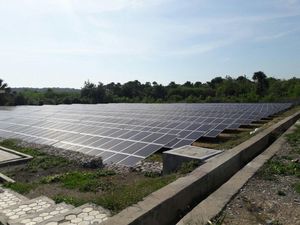 Listrik Tenaga Surya di Kamboja Rp 1.170/kWh, RI Berapa?