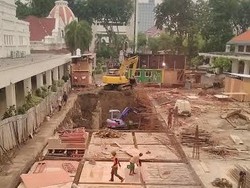 Melihat Pembangunan Ruang Publik di Bawah Balai Pemuda Surabaya