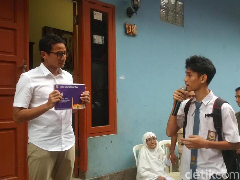 KJP Bisa Ditarik Tunai, Siswa SMA Tanya ke Sandiaga: Kalau Disalahgunakan?