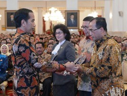 Jokowi: Pelayanan Publik Harus Berbenah