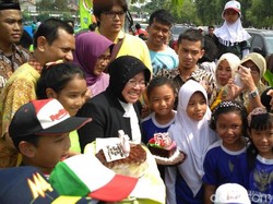 Risma Antisipasi Temuan Permen Diduga Mengandung Bahan Berbahaya