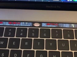 Walah! Touch Bar MacBook Pro Malah Dipakai Bermain Game