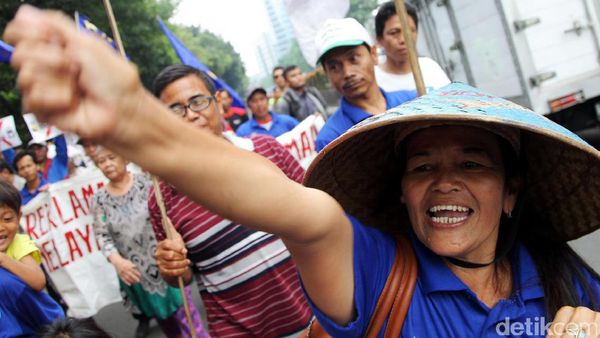 Nelayan Teluk Jakarta Demo Kedubes Belanda