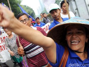 Nelayan Teluk Jakarta Demo Kedubes Belanda