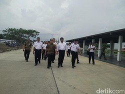 Kemenhub Pastikan Tahun 2017 Bandara Blimbingsari Siap Naik Kelas