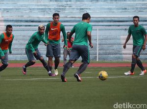 Gunawan, Hansamu Yama, dan Manahati, Siapa Jadi Starter Lawan Vietnam?