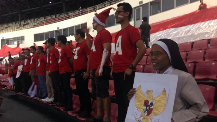 Di Filipina, Mereka Menginisiasikan Diri sebagai Suporter Pasukan Garuda
