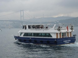 Membelah Benua Eropa & Asia dengan Kapal Pesiar Bosphorus