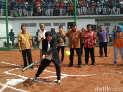Pemkot Surabaya Terus Genjot Pembangunan Fasilitas Olah Raga