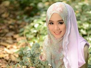 Foto: Pesona Model Majalah Playboy & 5 Selebriti Berimej Seksi Pasca Berhijab Foto: Pesona Model Majalah Playboy & 5 Selebriti Berimej Seksi Pasca Berhijab