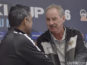 Riedl Prediksikan Laga Terbuka dengan Singapura