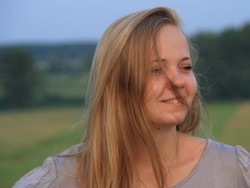 Perempuan 23 Tahun Pimpin Tim Anti Korupsi Ukraina