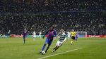 Dua Gol Messi Bungkam Celtic