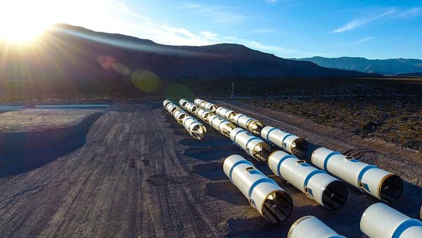 Penampakan Konstruksi Kereta Super Kencang Hyperloop