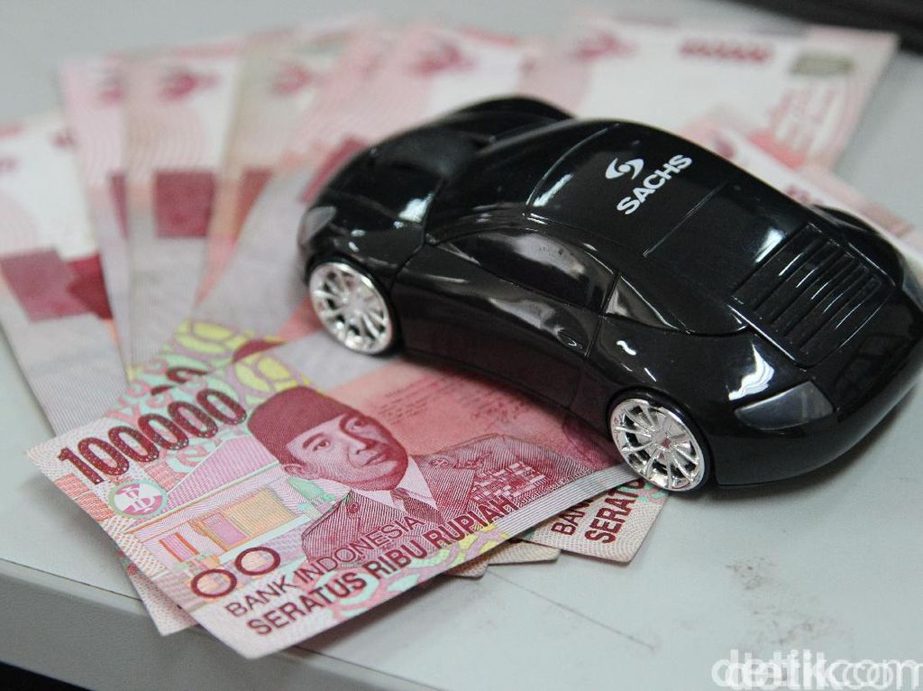 Praktik Ilegal Sales Mobil: Inden Bisa Lebih Cepat, tapi Bayar Lebih Mahal Praktik Ilegal Sales Mobil: Inden Bisa Lebih Cepat, tapi Bayar Lebih Mahal