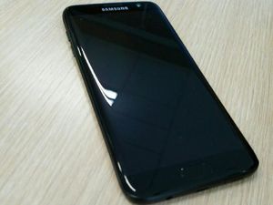 Galaxy S7 Edge Menggoda dengan Kelir Black Pearl Galaxy S7 Edge Menggoda dengan Kelir Black Pearl