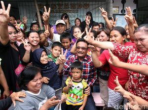 Djarot Sapa Warga Slipi