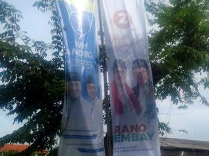 Relawan Cawagub Rano Karno Perbaiki APK yang Rusak