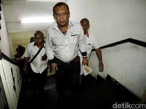 Eggi Sudjana: Jokowi Masuk Golongan Munafik