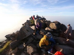 Gunung Arjuno di Jawa Timur, Tidak Kalah Cantik Dengan Semeru