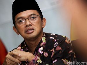 Anggota DPR Kritik Keras Cuitan Abu Janda soal Islam Arogan: Tak Mendidik!
