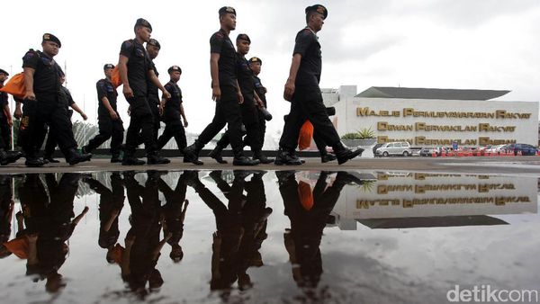 Gedung DPR Dijaga Ketat