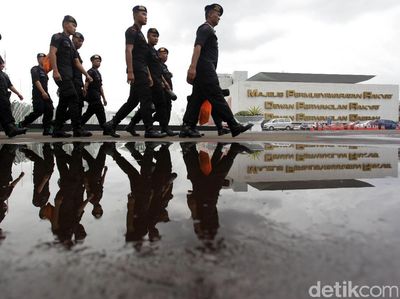 Gedung DPR Dijaga Ketat