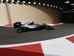 Hamilton Ungguli Rosberg di Latihan Pertama