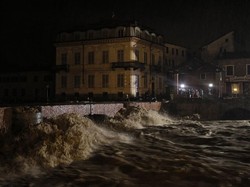 Italia Dilanda Banjir, Sekolah-sekolah dan Sejumlah Jalan Ditutup