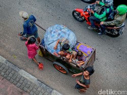 Sandi: Fenomena Manusia Gerobak di DKI Sudah Tak Ada