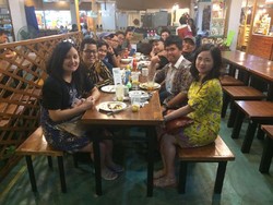 Sepakbola dan Sambal, Perekat Kekeluargaan WNI di Manila