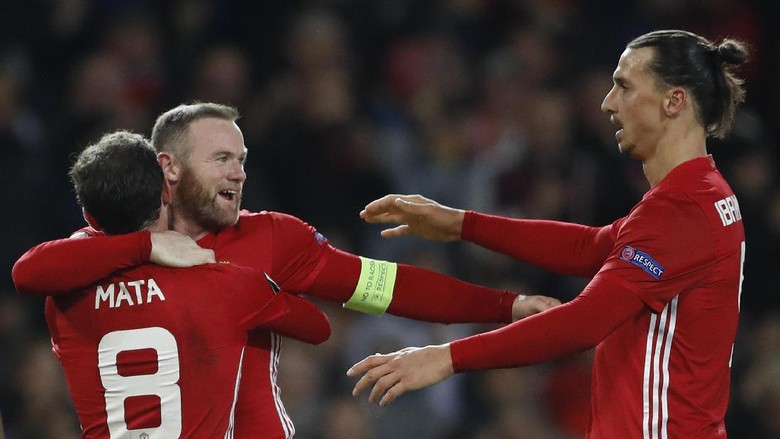 Pujian dan Tantangan Mourinho buat Rooney