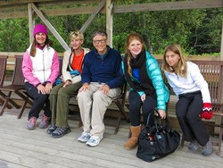 Potret Sederhana Keluarga Terkaya di Dunia