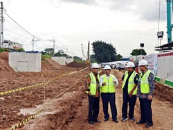 Proyek Double-double Track Dikebut, Menhub: Kerja 3 Shift
